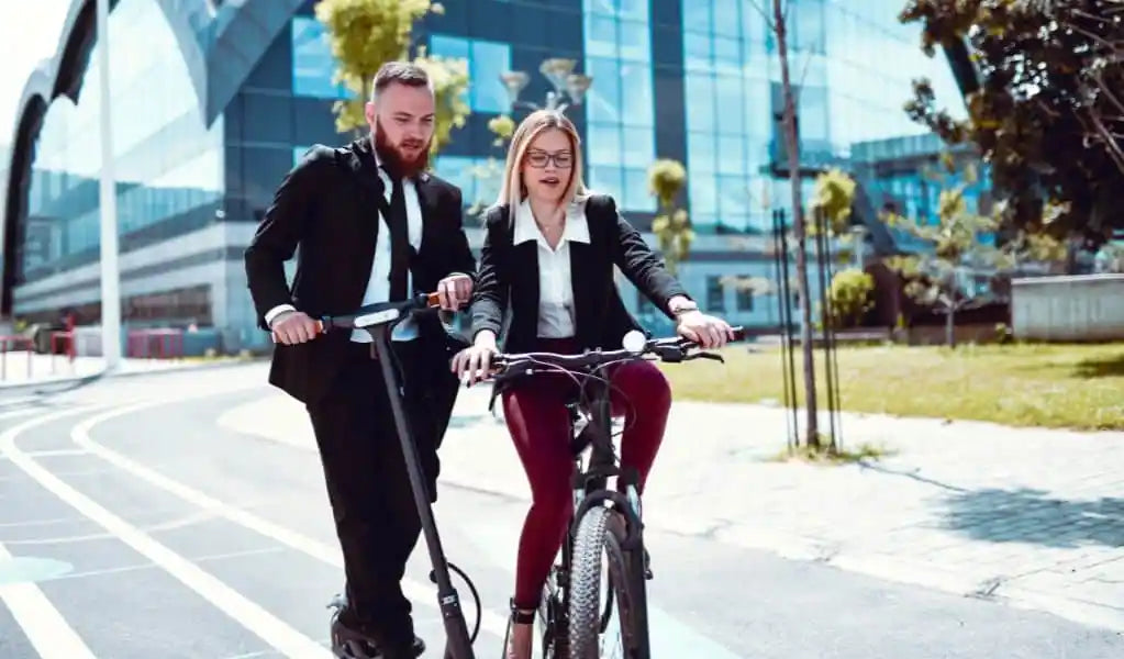 Patinete o Bicicleta Eléctrica ¿qué es más seguro?