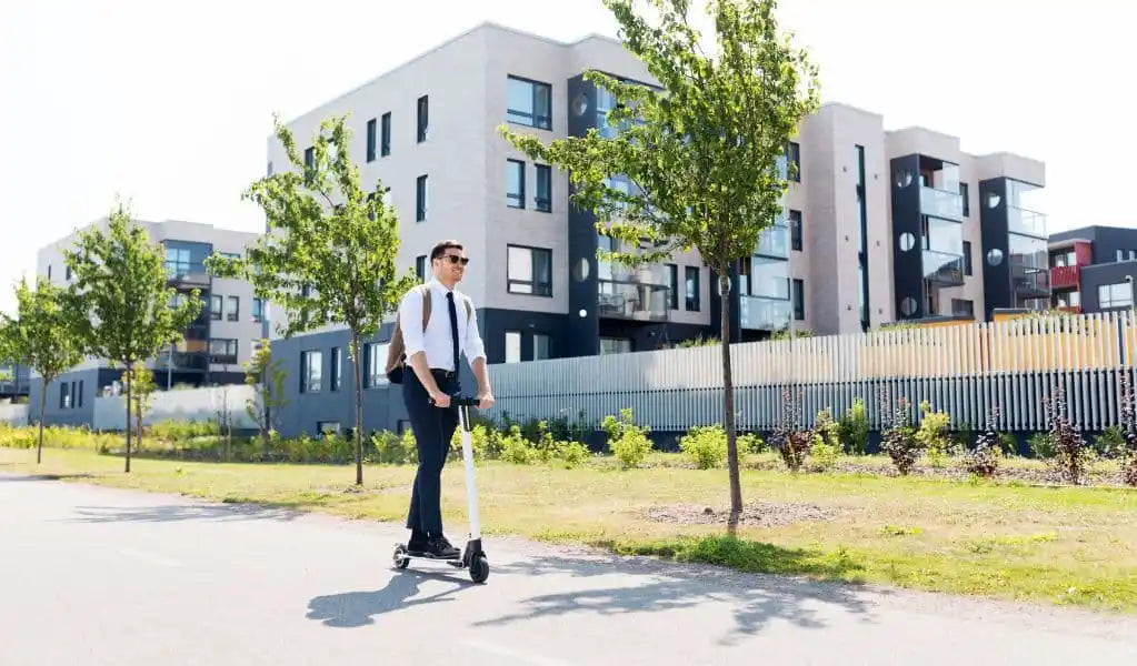 Multas por conducir patinete eléctrico en España
