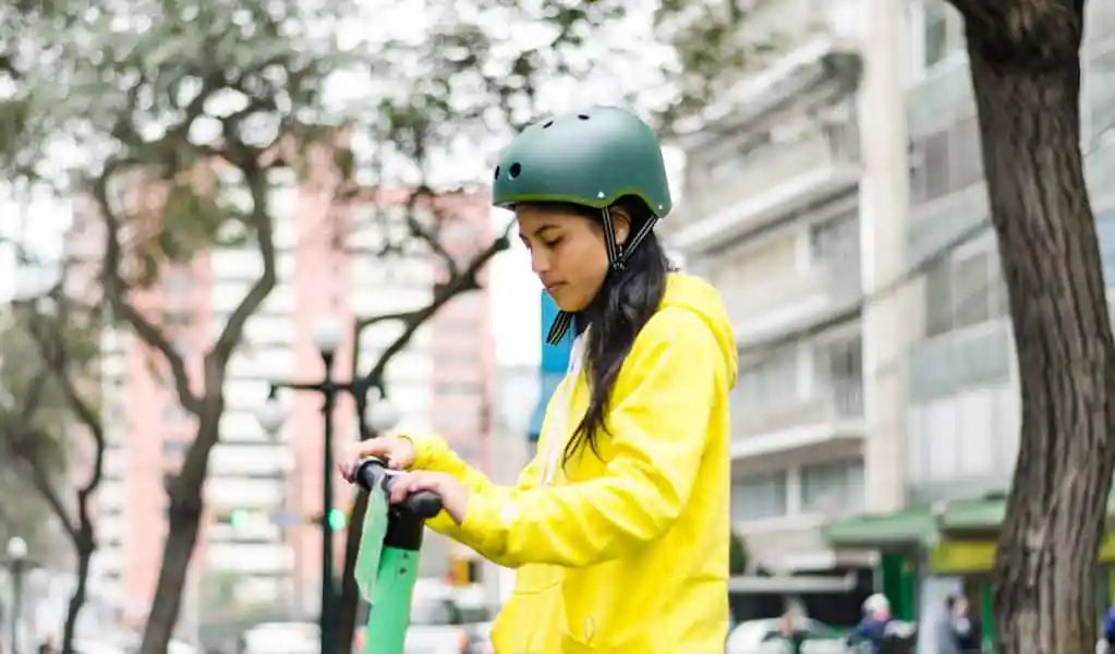 Casco Obligatorio para patinetes en Barcelona