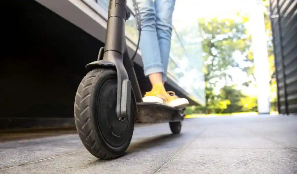 ¿Cuándo se considera un patinete eléctrico ilegal?
